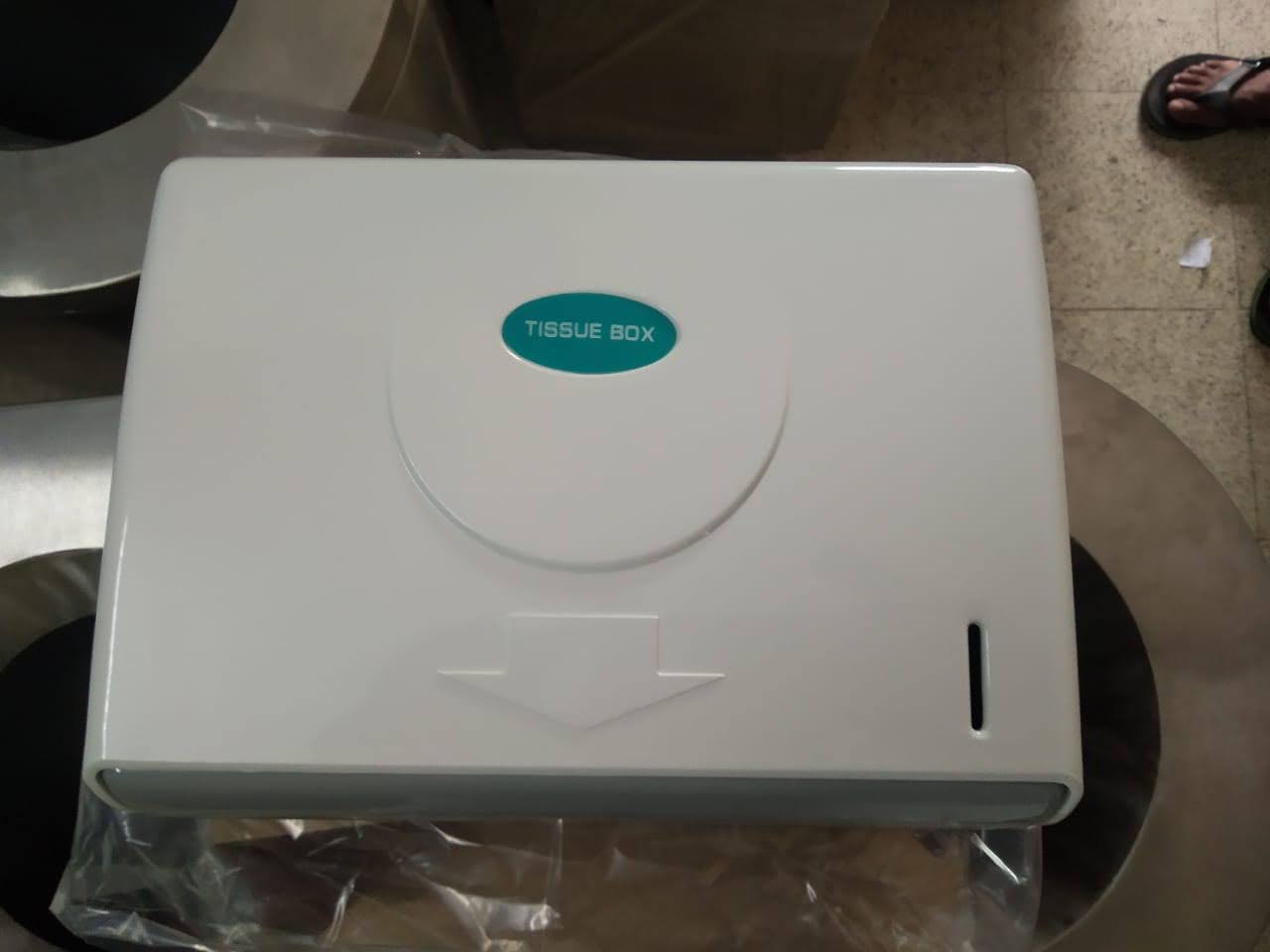 Tissuue Dispenser